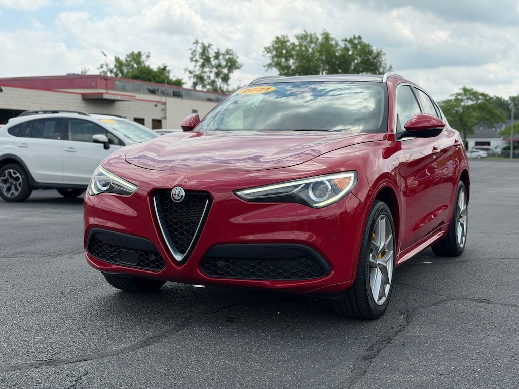 Used 2021 Alfa Romeo Stelvio Ti SUV
