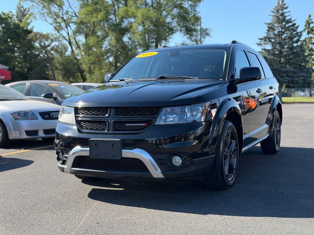 Used 2019 Dodge Journey Crossroad SUV