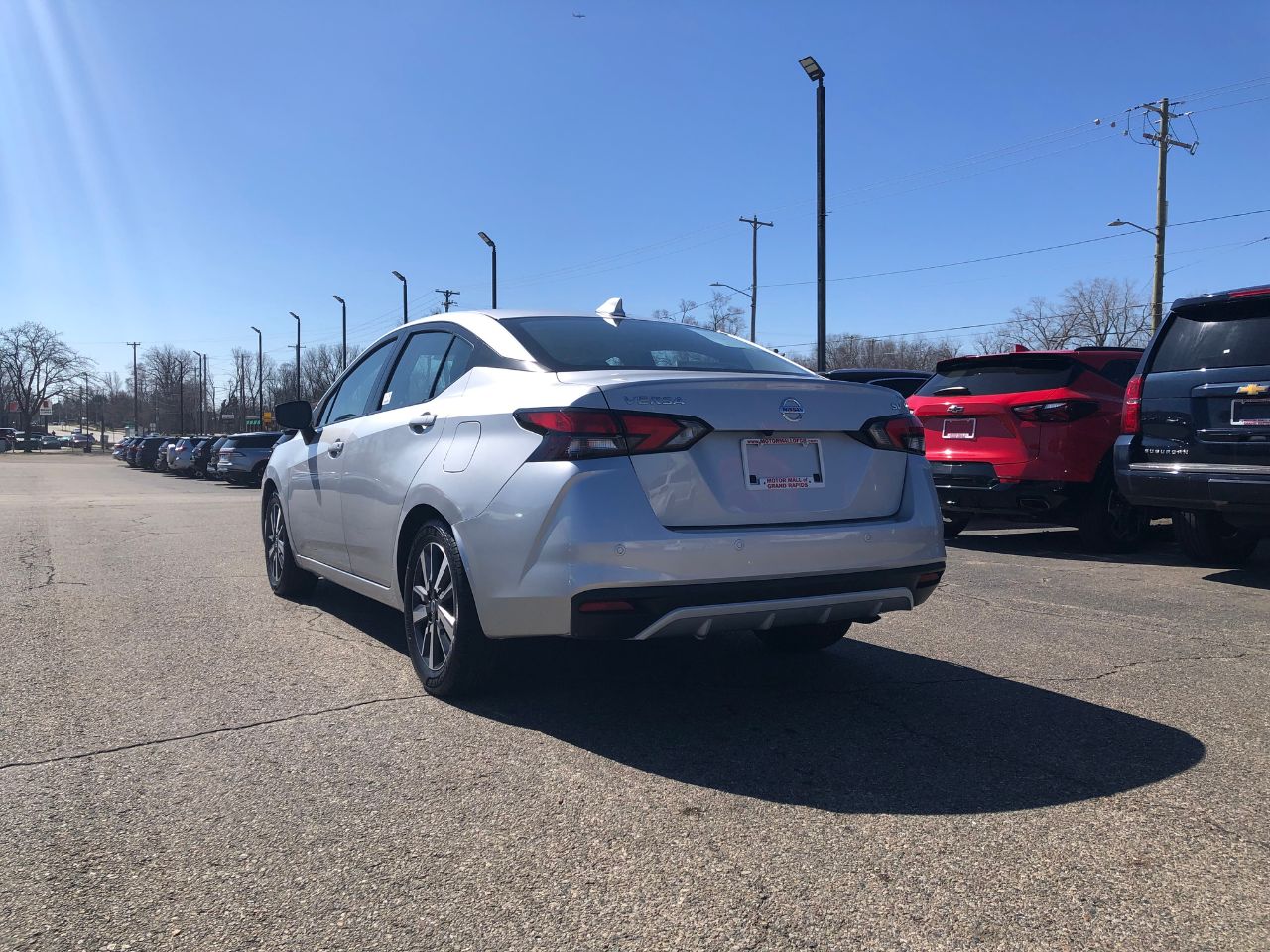 2021 Nissan Versa 1.6 SV photo 4