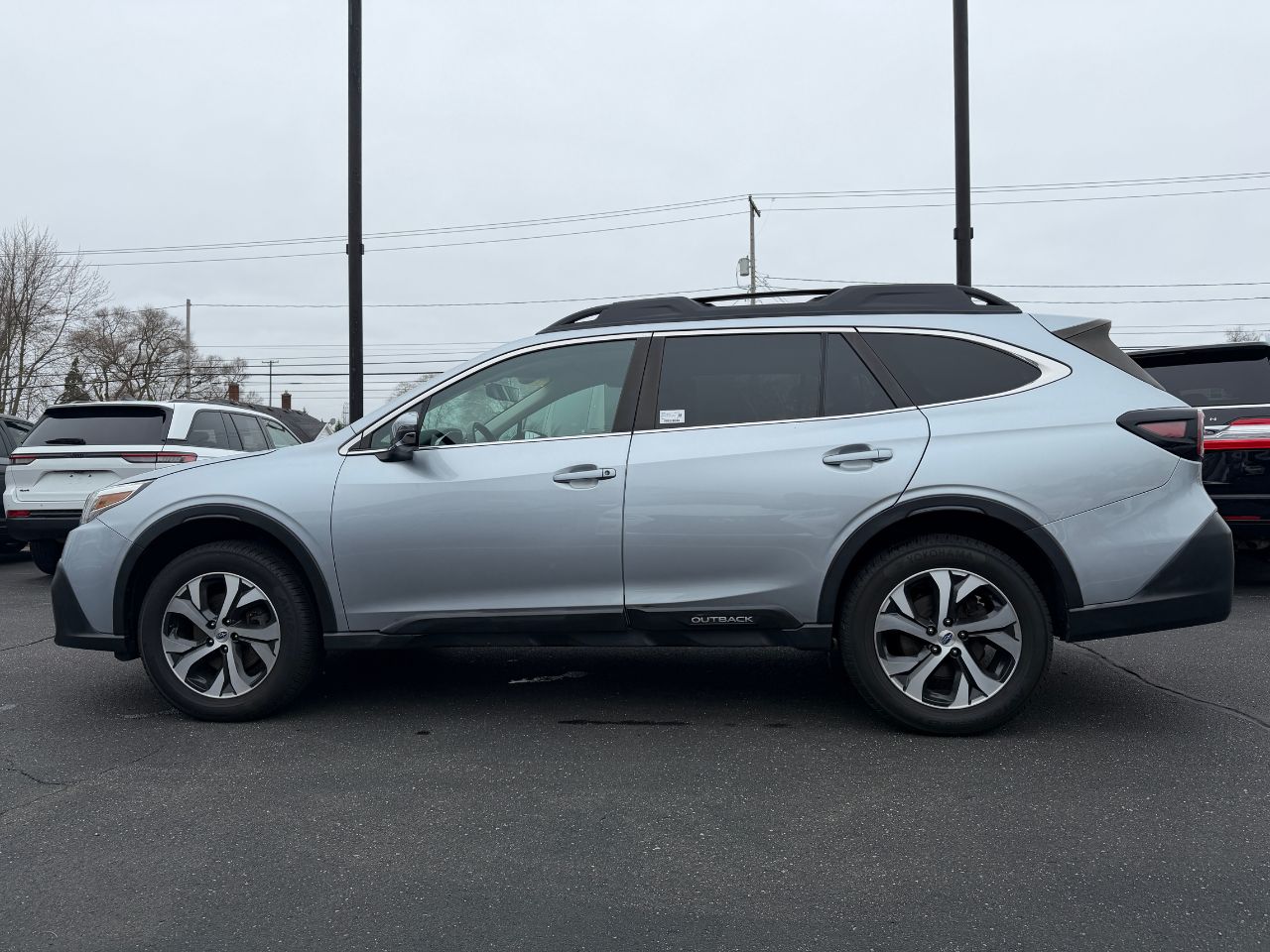 View vehicle photo 7