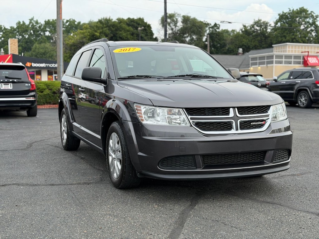 Used 2017 Dodge Journey SE SUV