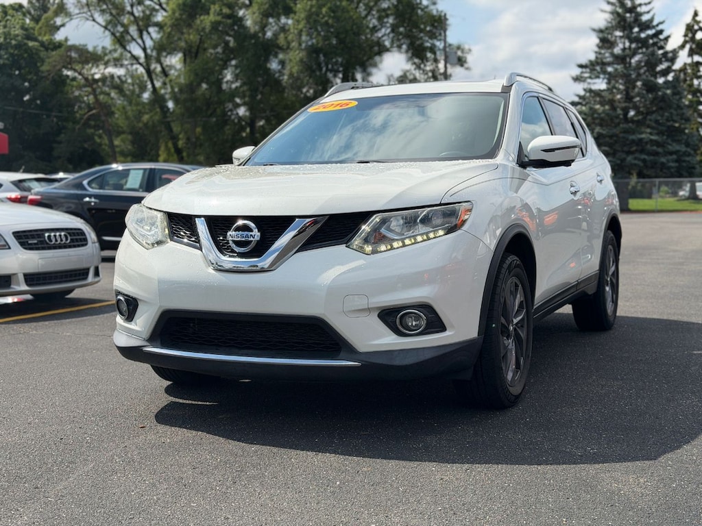 Used 2016 Nissan Rogue SUV