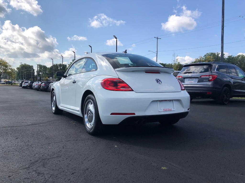 Used 2015 Volkswagen Beetle 1.8T Classic Coupe