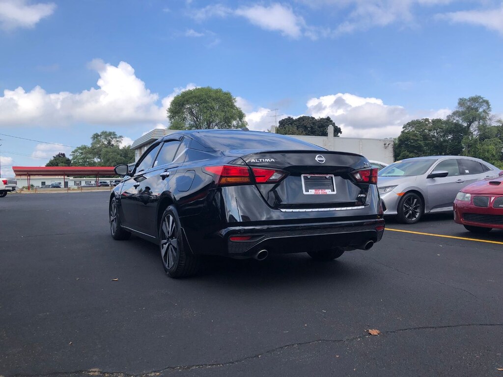 Used 2019 Nissan Altima 2.5 SV Sedan