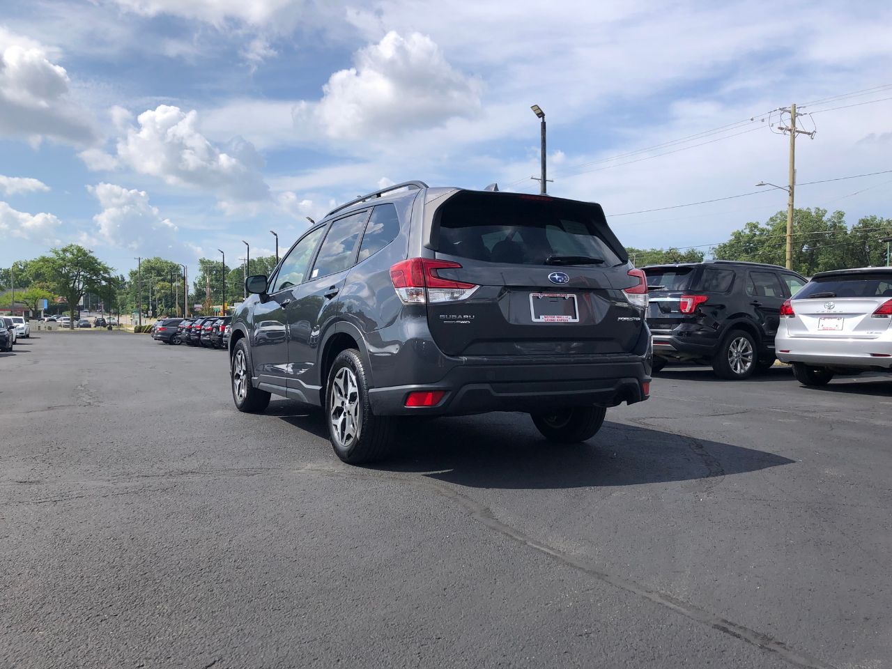 2021 Subaru Forester Premium photo 3