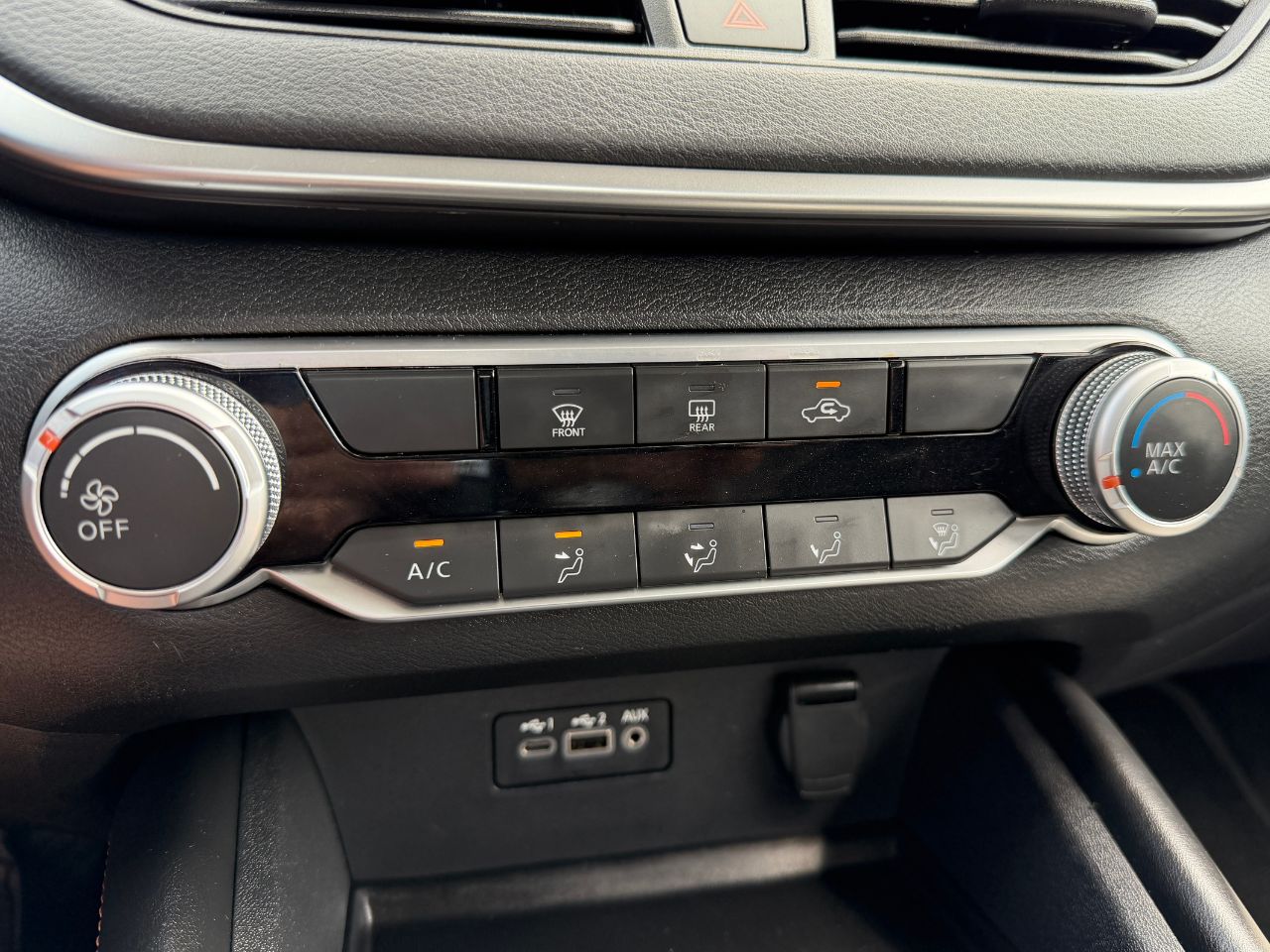 2022 Nissan Altima SR - Photo 28