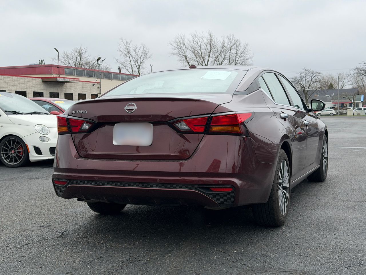 View vehicle photo 6