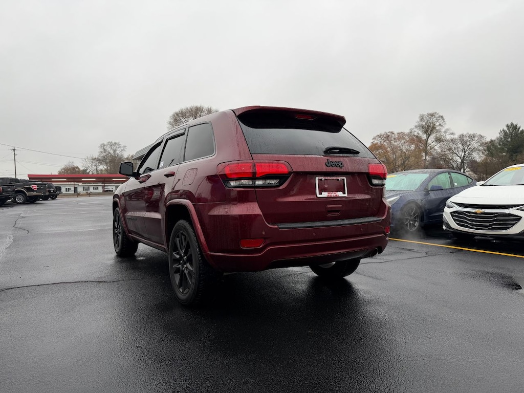 Used 2019 Jeep Grand Cherokee Altitude SUV