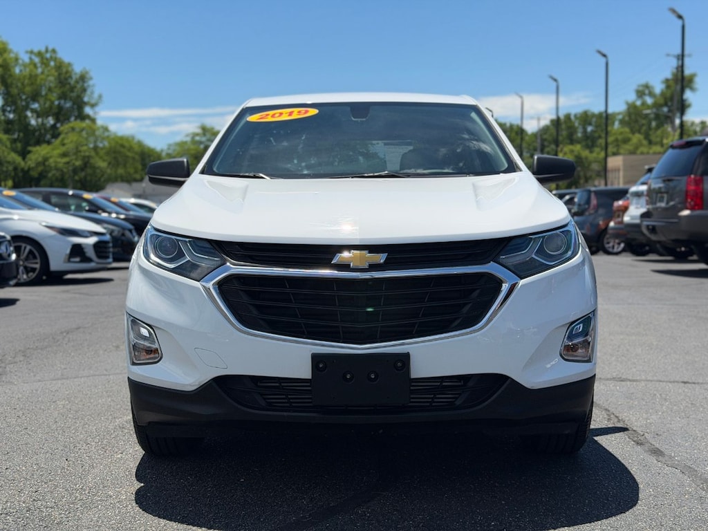 Used 2019 Chevrolet Equinox LS SUV