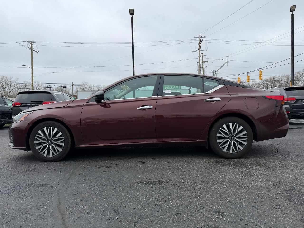 View vehicle photo 7