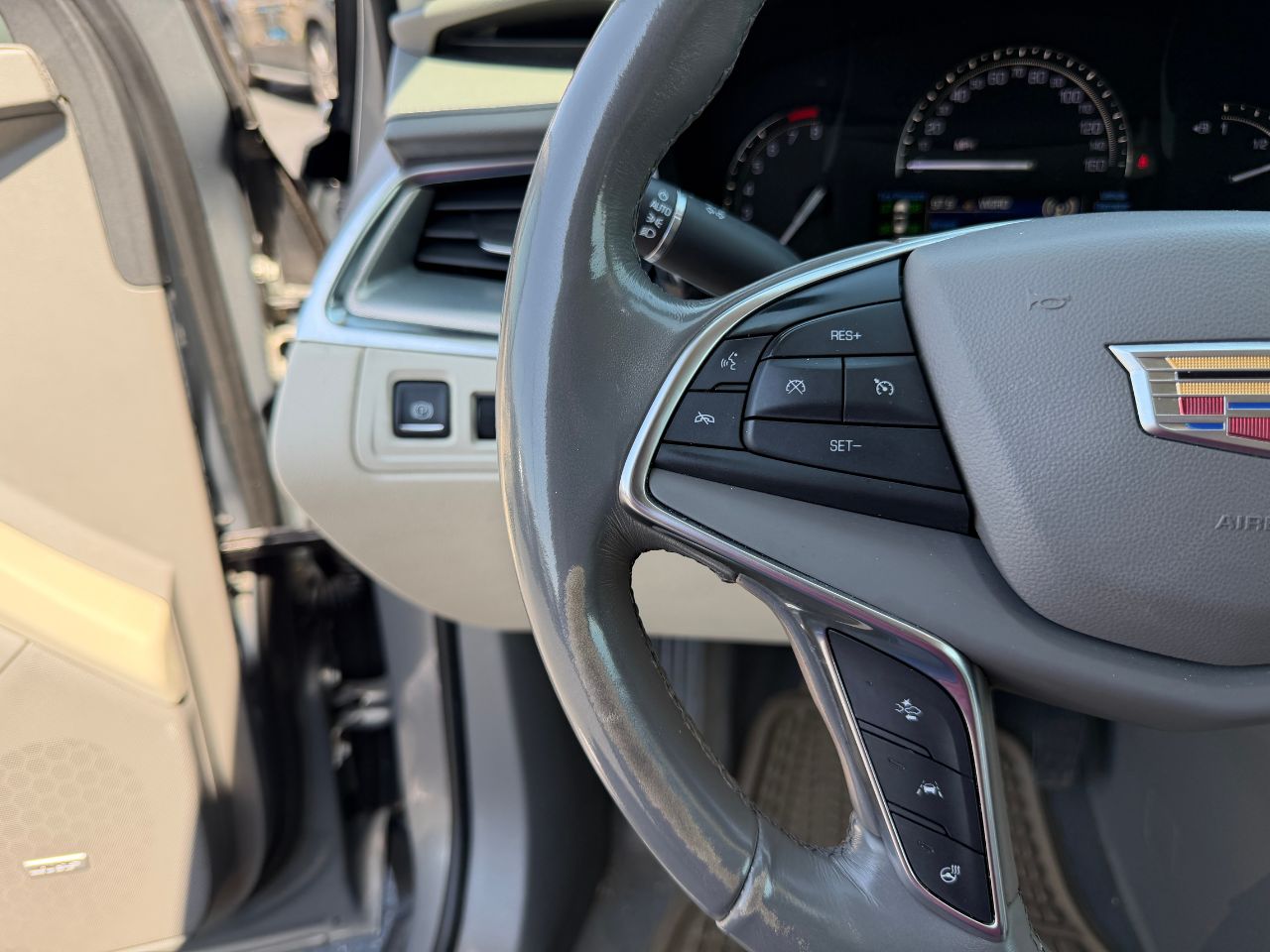 2018 Cadillac XT5 Luxury - Photo 22