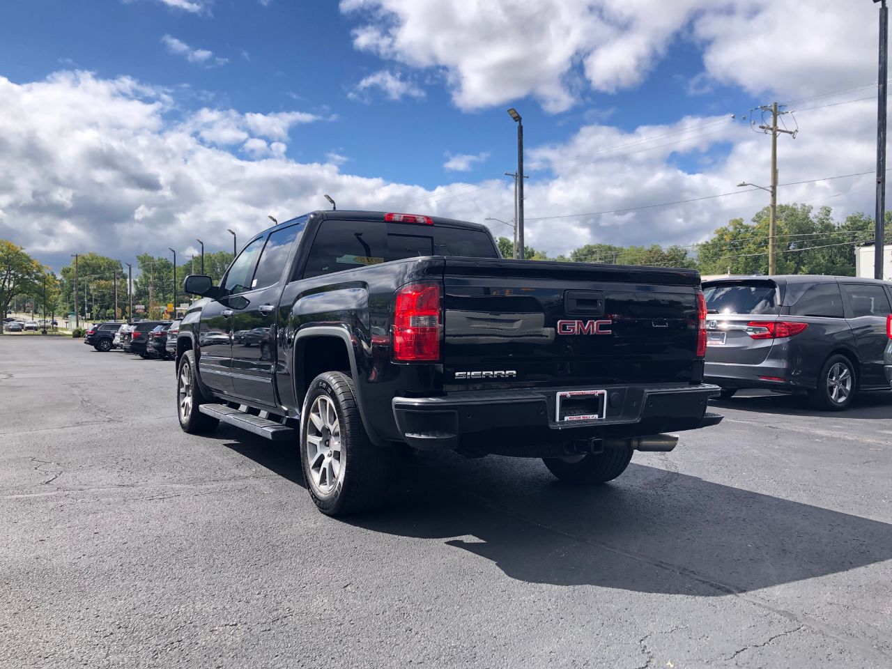2015 Gmc Sierra 1500 Denali photo 2
