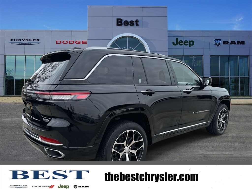 2022 Jeep Grand Cherokee Summit Reserve photo 4