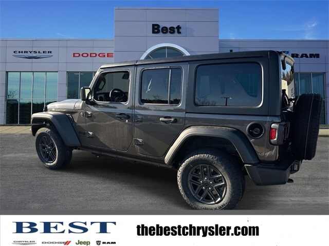 2025 Jeep Wrangler Sport S photo 3