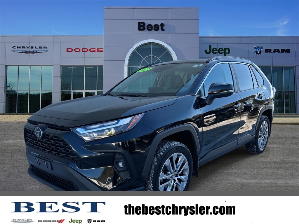 2022 Toyota RAV4 XLE Premium