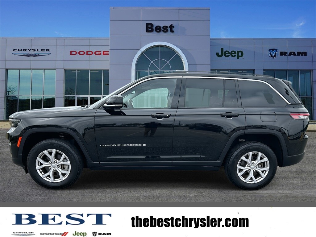 2022 Jeep Grand Cherokee Limited photo 2