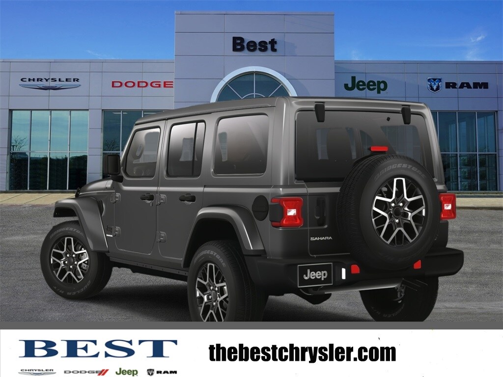 2025 Jeep Wrangler Sahara photo 4