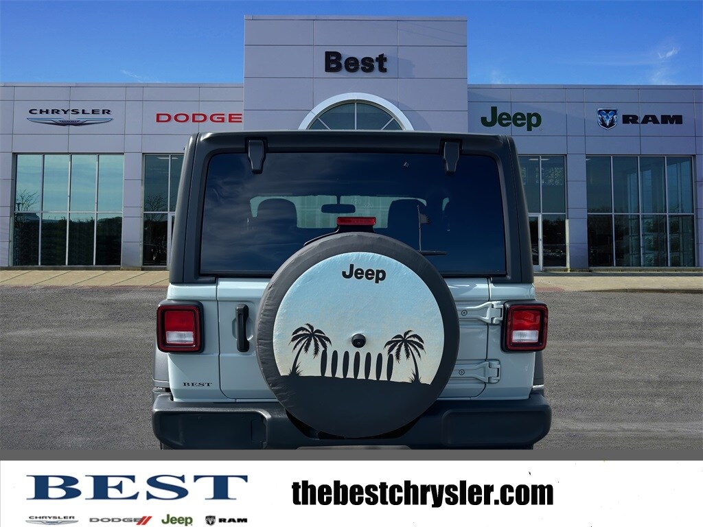 2023 Jeep Wrangler Sport S photo 4