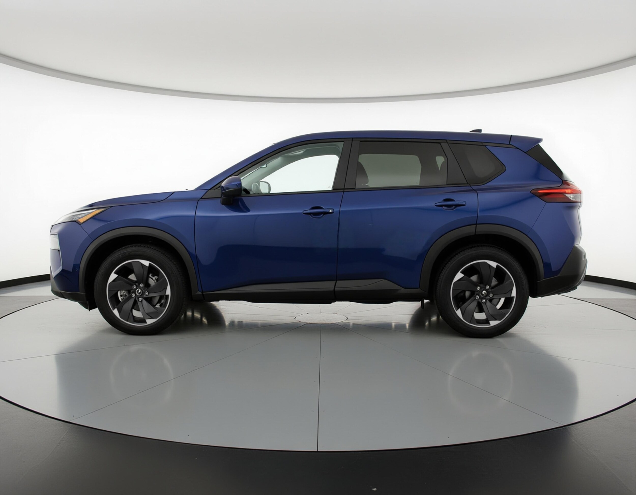 Thumbnail: 2025 Nissan Rogue - 4