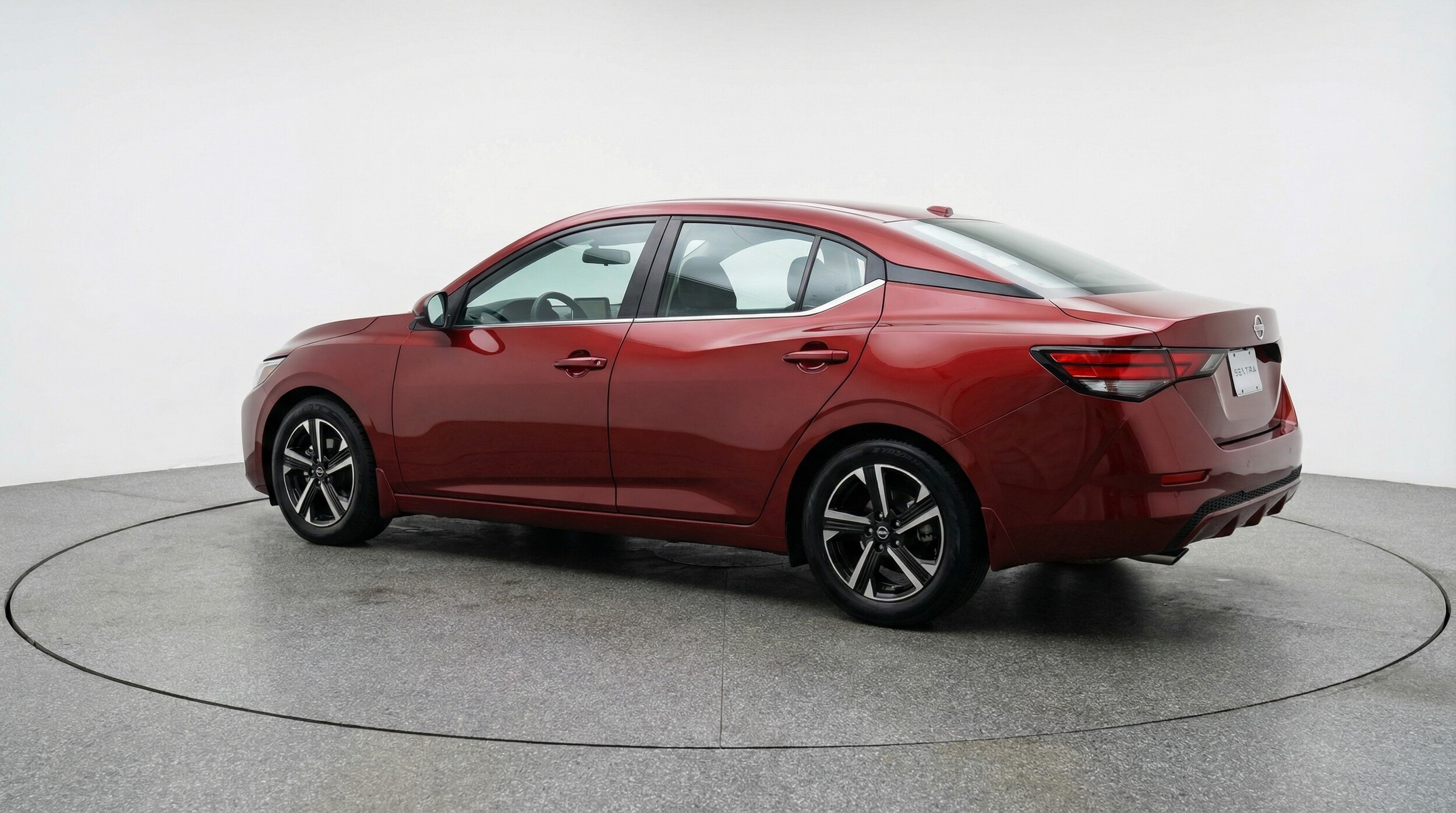 Thumbnail: 2025 Nissan Sentra - 5