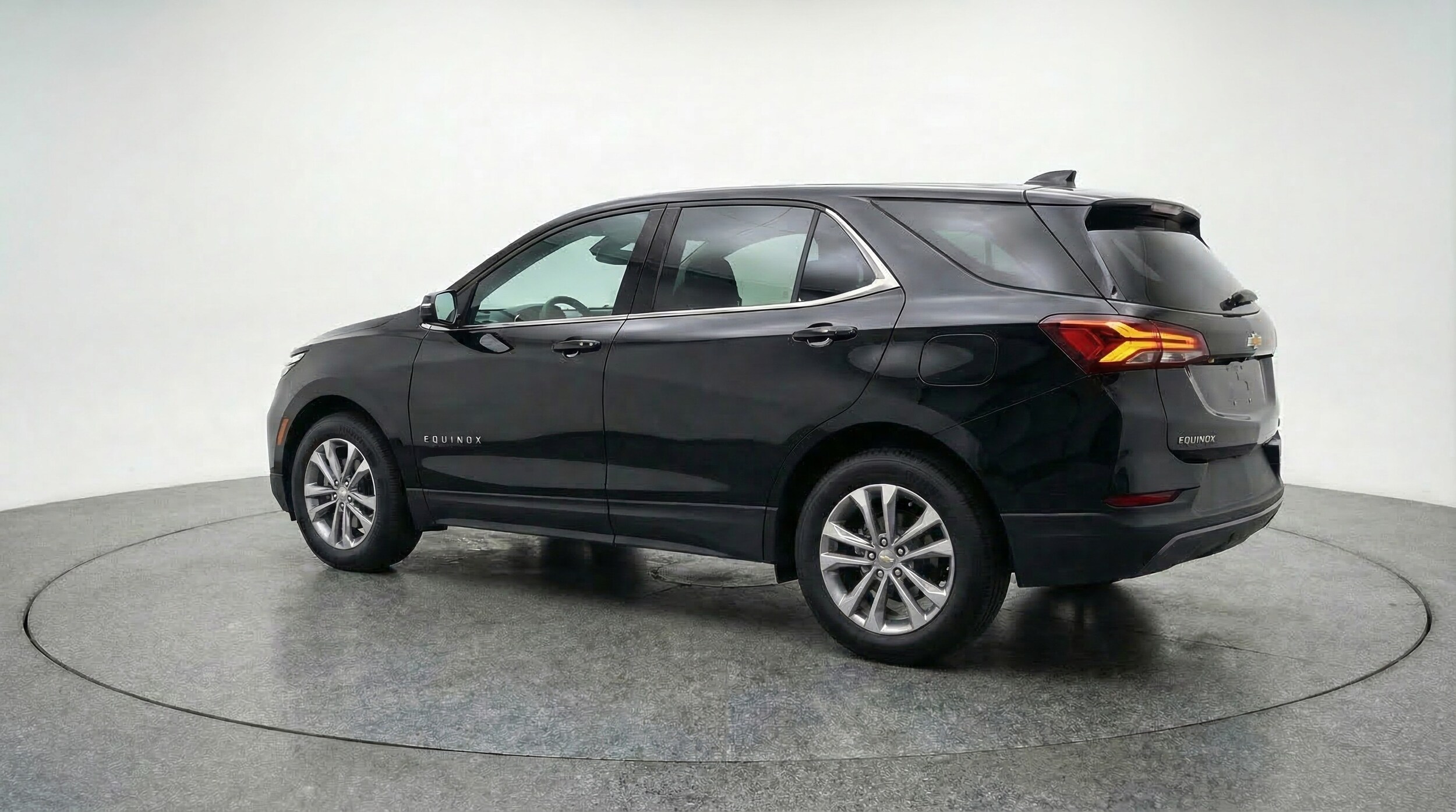 Thumbnail: 2025 Chevrolet Equinox - 5