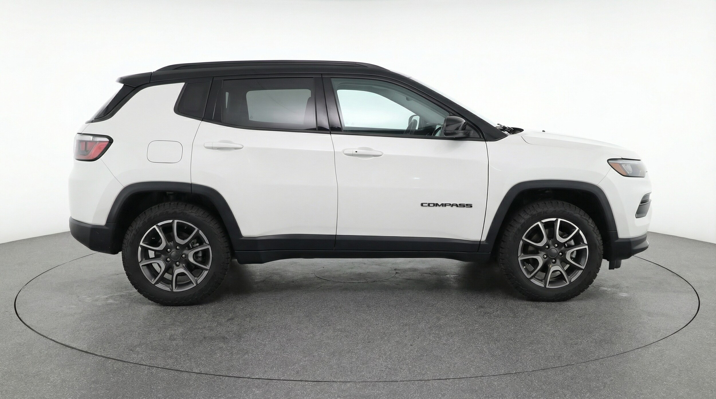 Thumbnail: 2025 Jeep Compass - 8