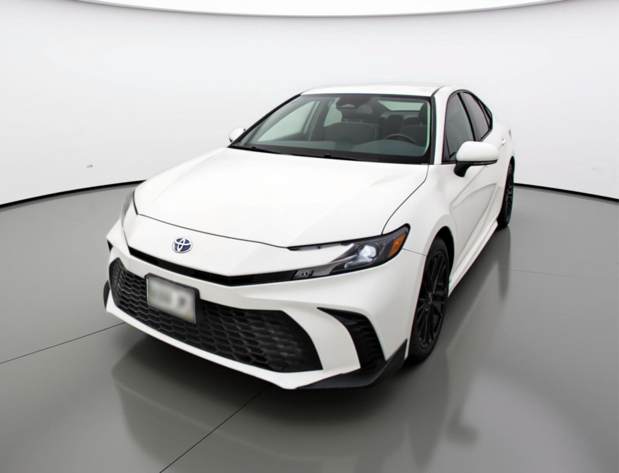 Thumbnail: 2025 Toyota Camry - 3