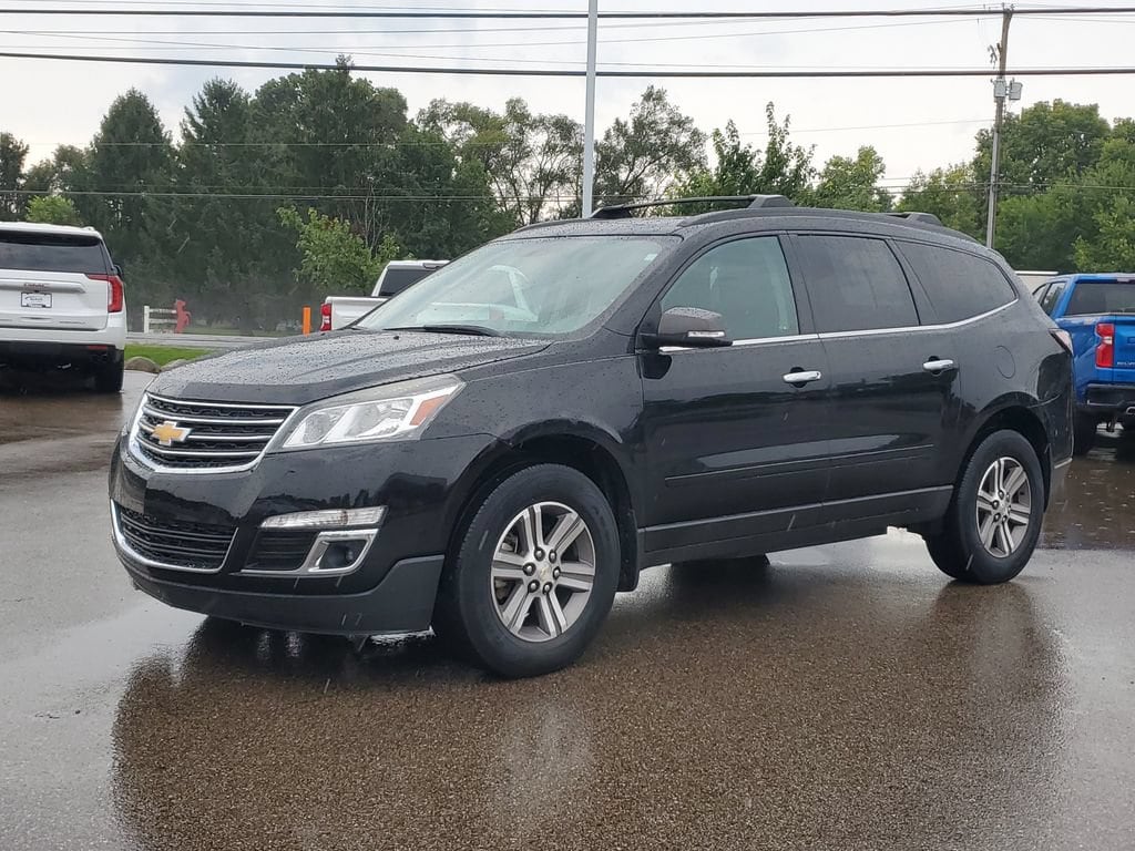 Used 2017 Chevrolet Traverse LT SUV