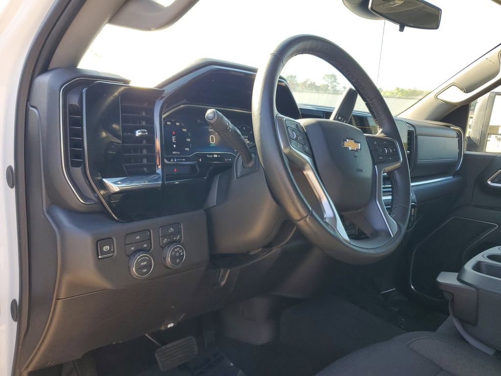 2025 Chevrolet Silverado 2500HD LT - Photo 16