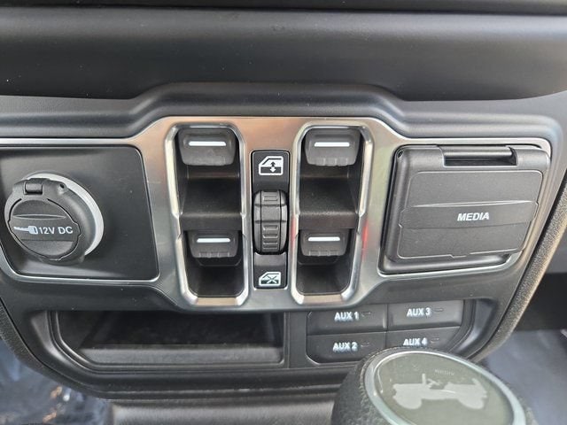 2022 Jeep Wrangler Unlimited Altitude - Photo 30