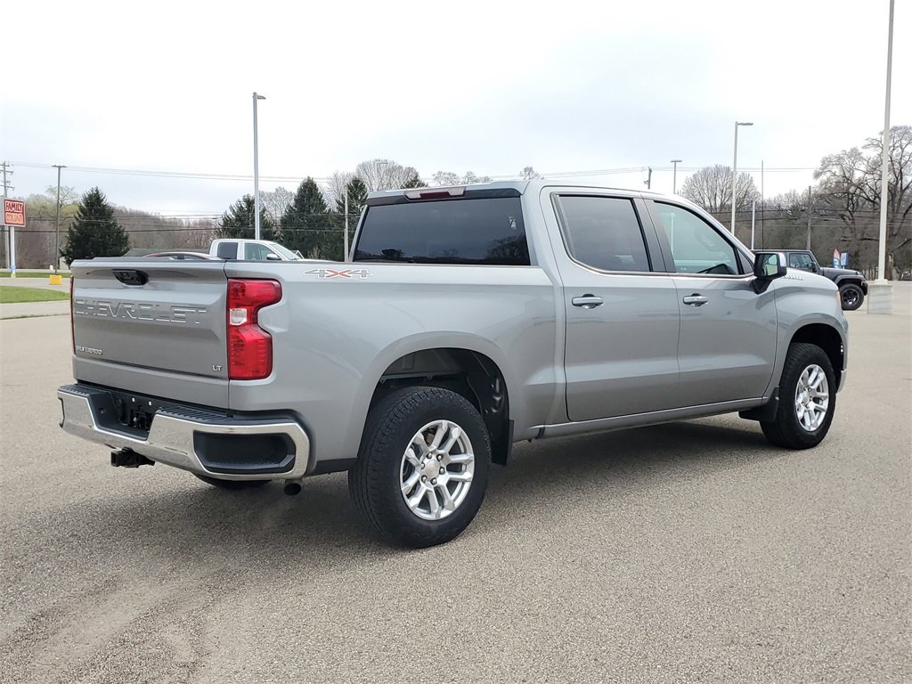 2023 Chevrolet Silverado 1500 LT photo 4