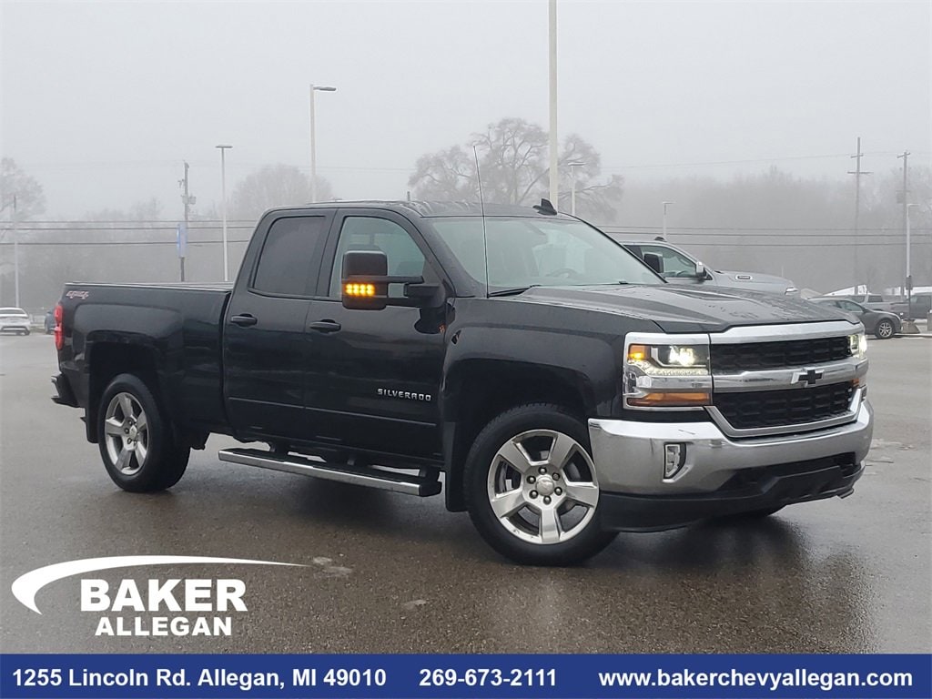 Used 2017 Chevrolet Silverado 1500 LT Truck