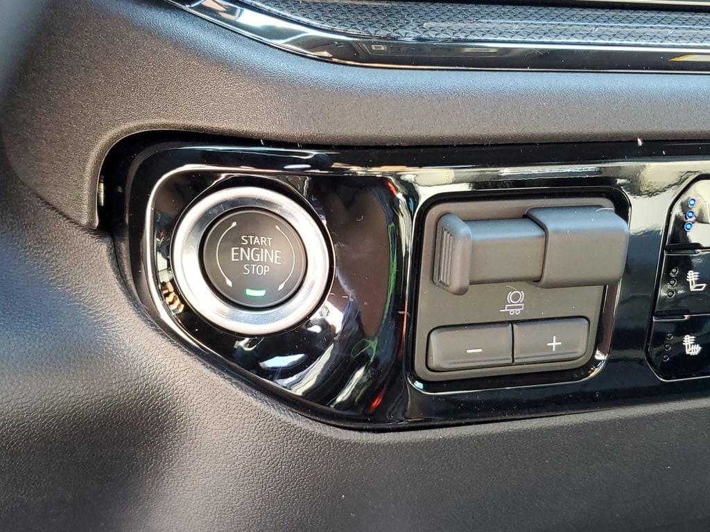 2026 Chevrolet Silverado 2500 HD ZR2 - Photo 30
