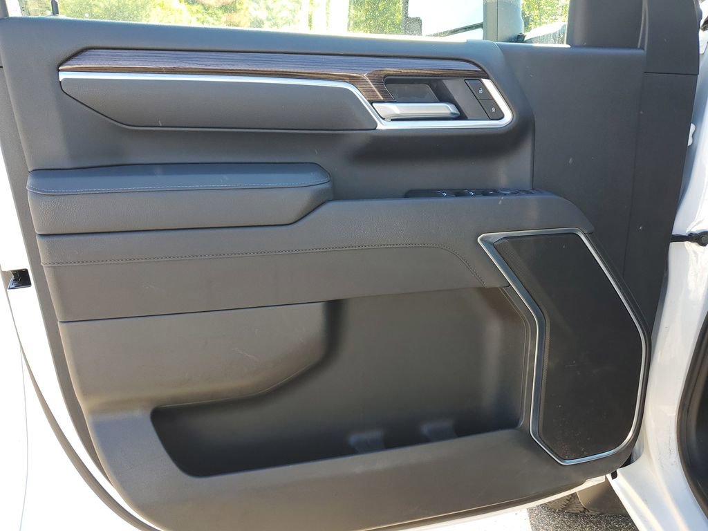 2025 Chevrolet Silverado 2500HD LT - Photo 12