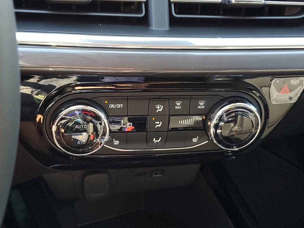2026 Chevrolet Trax Activ - Photo 24