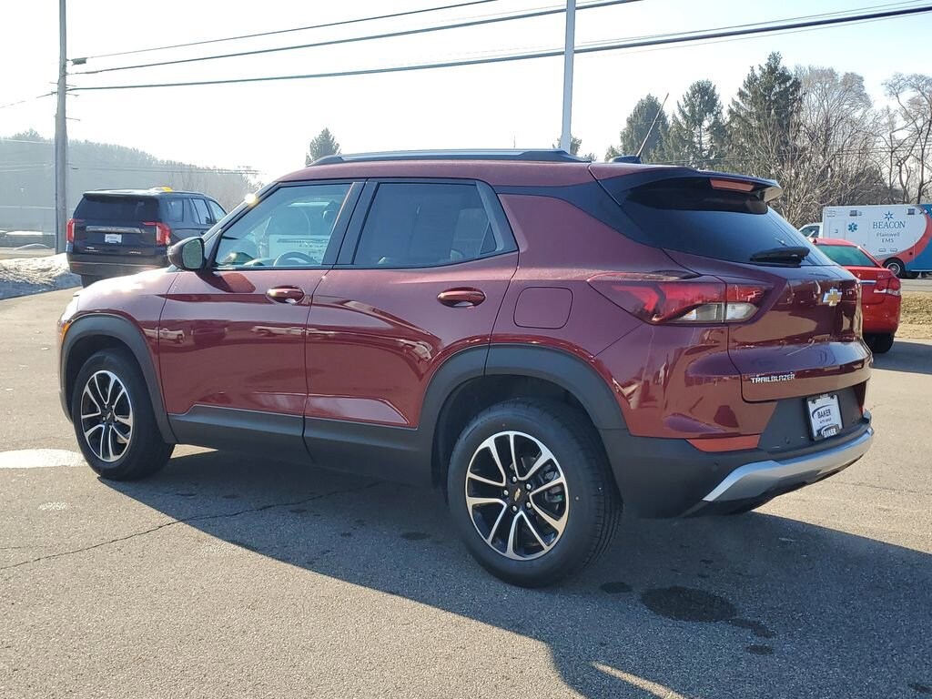 Used 2024 Chevrolet Trailblazer LT SUV
