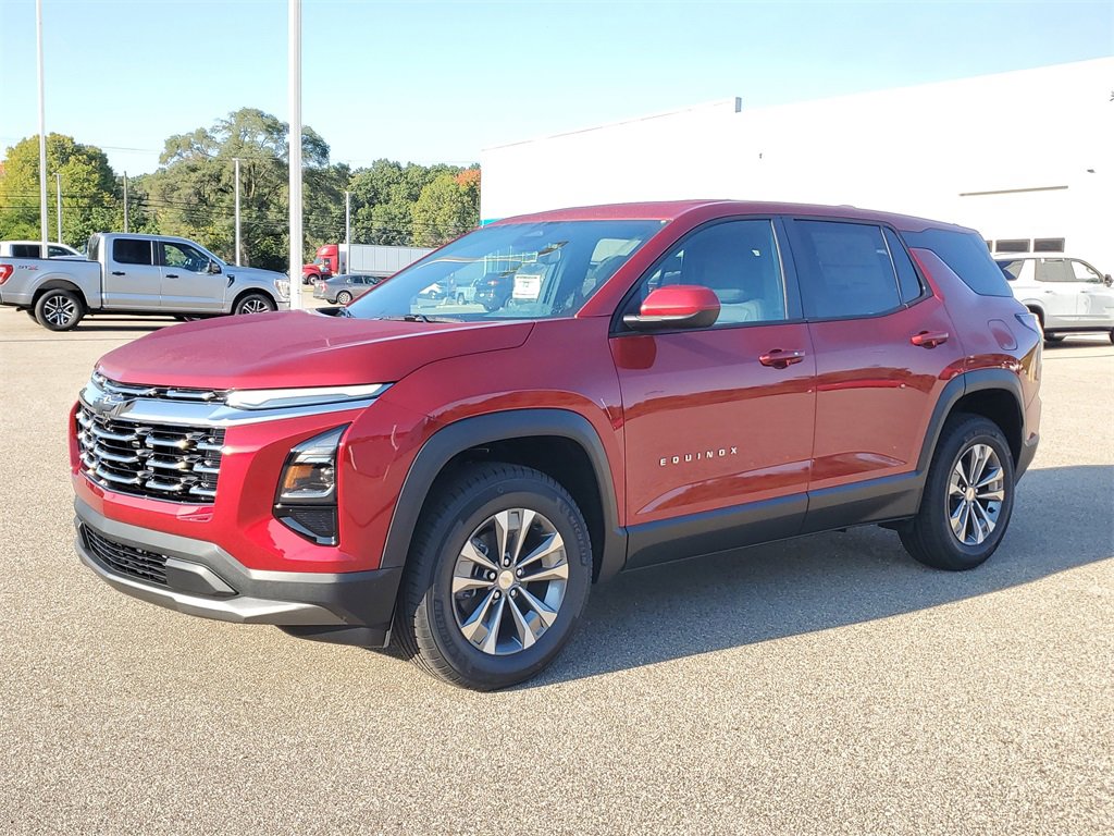 2026 Chevrolet Equinox LT photo 2
