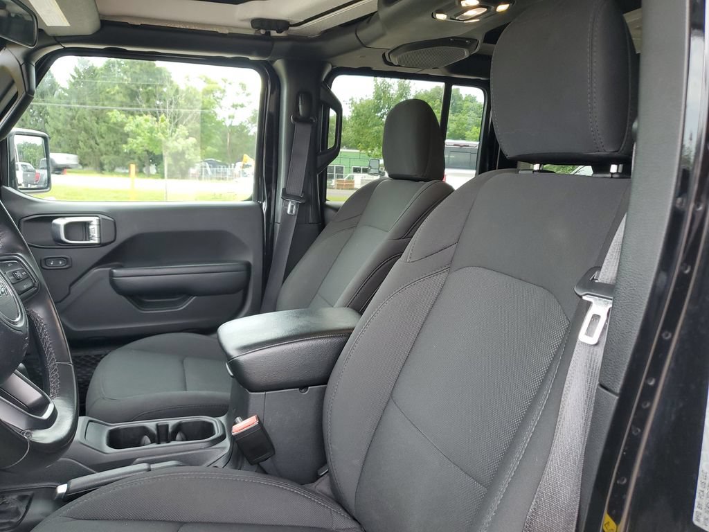 2022 Jeep Wrangler Unlimited Altitude - Photo 12