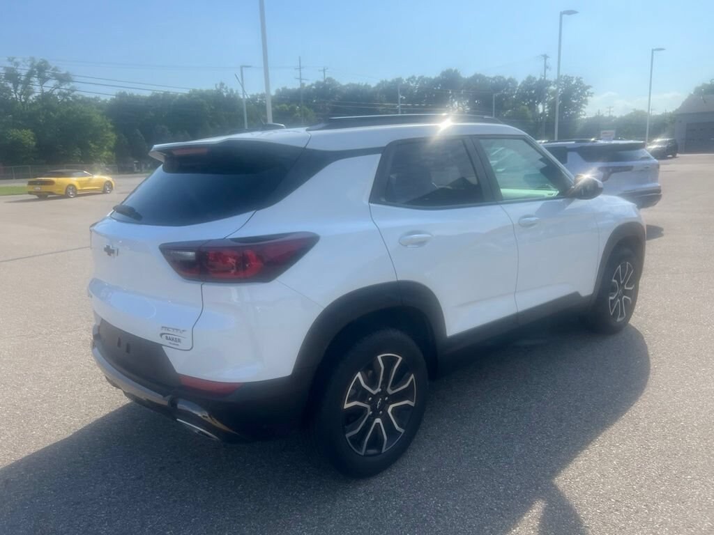 Used 2024 Chevrolet Trailblazer Activ SUV