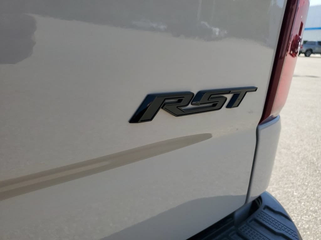 2026 Chevrolet Silverado 1500 RST - Photo 9