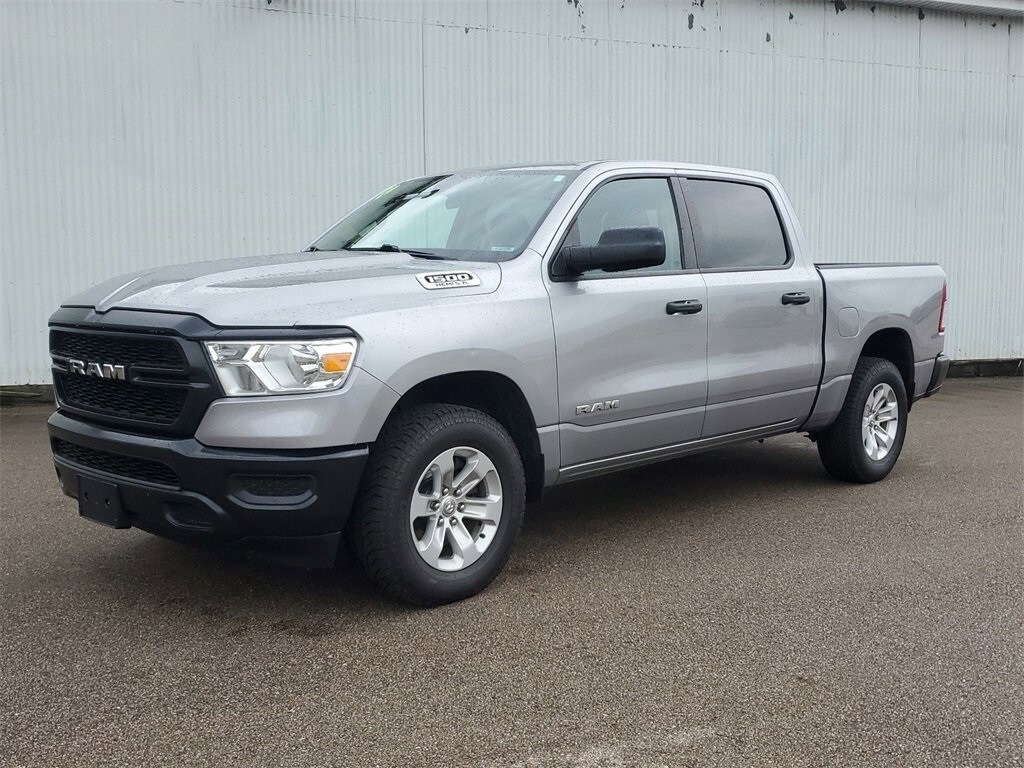 Used 2019 RAM Ram 1500 Pickup Tradesman with VIN 1C6SRFGT0KN528782 for sale in Allegan, MI