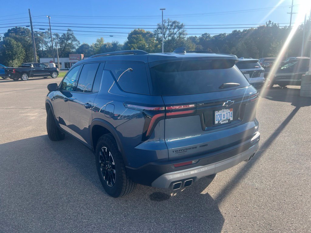 Used 2025 Chevrolet Traverse Z71 SUV