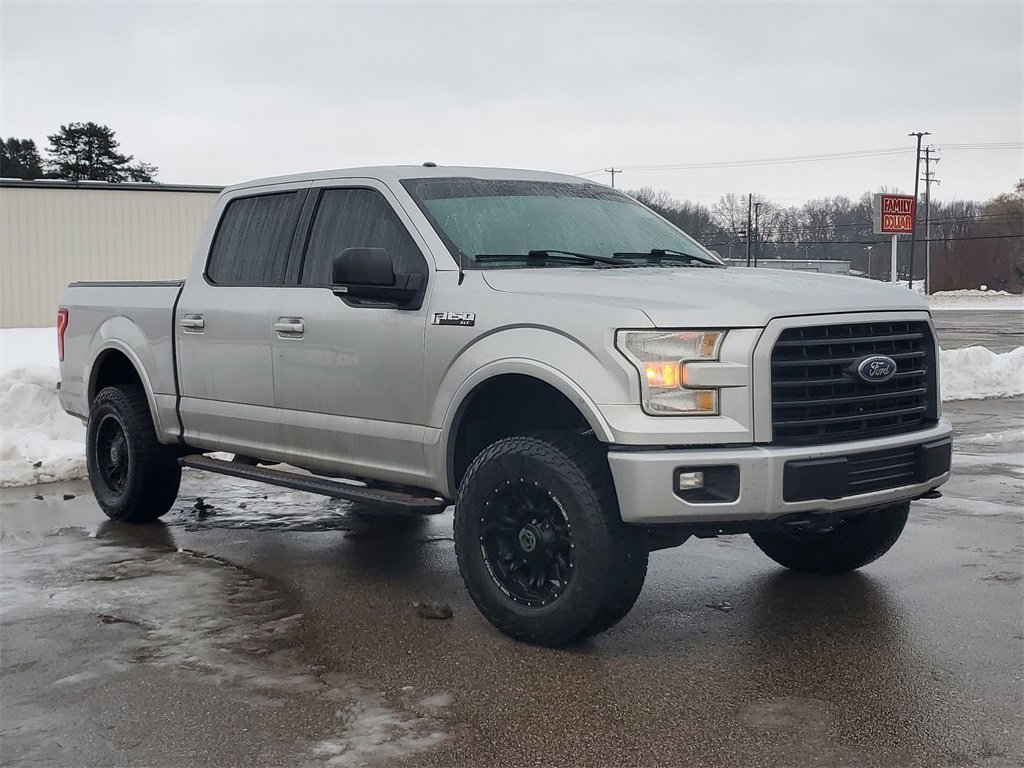 2015 Ford F-150 XLT's photo