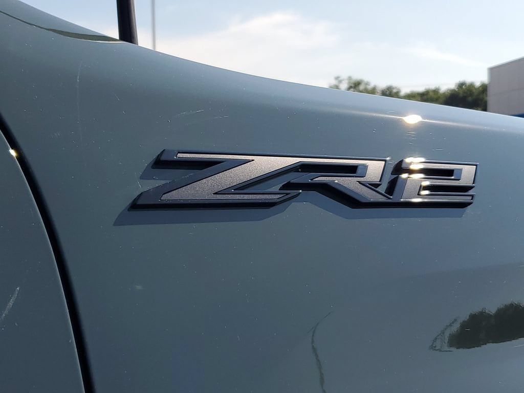 2026 Chevrolet Silverado 2500 HD ZR2 - Photo 9