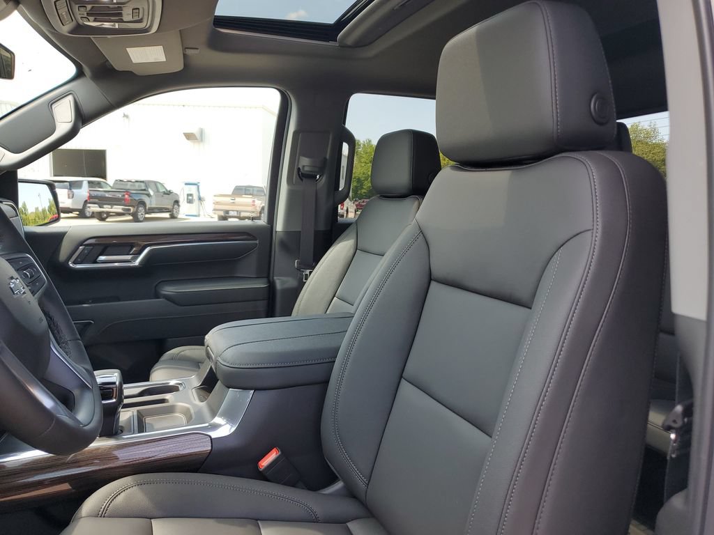 2026 Chevrolet Silverado 1500 RST - Photo 18