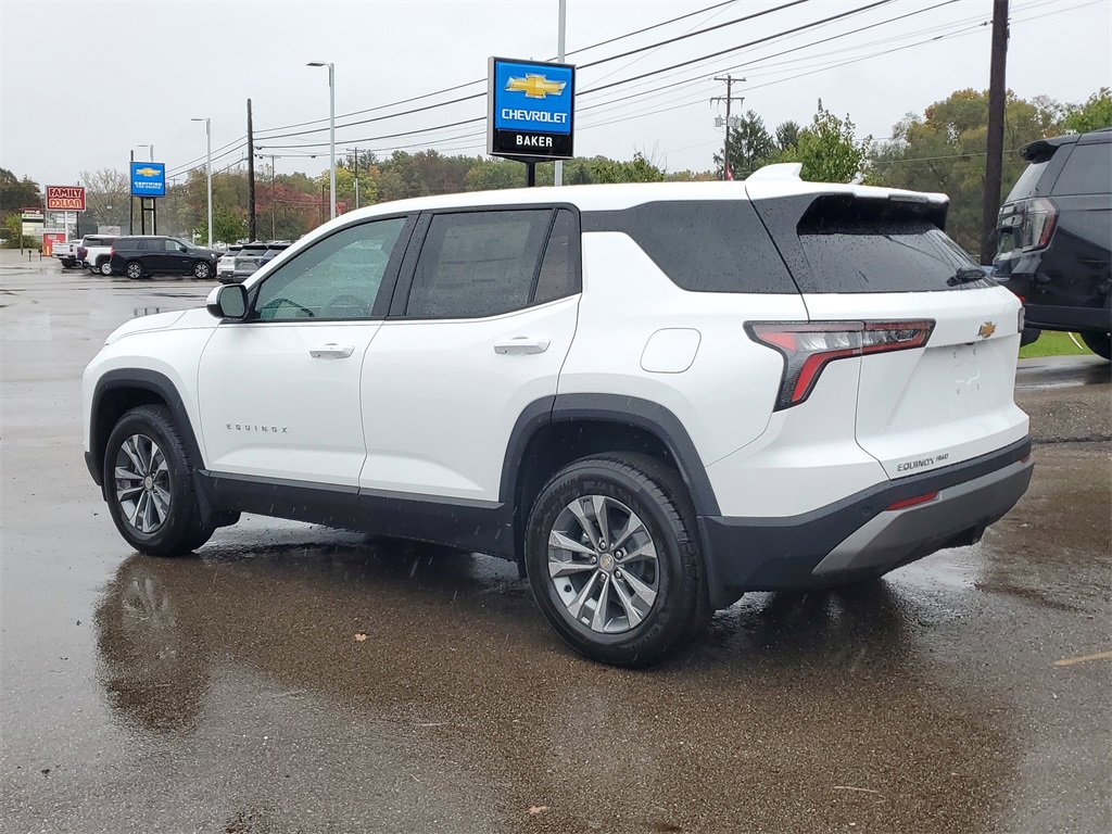 2026 Chevrolet Equinox LT photo 3