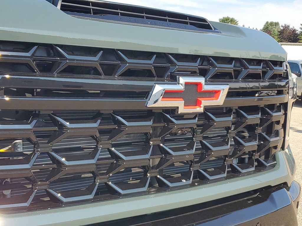 2026 Chevrolet Silverado 2500 HD ZR2 - Photo 6