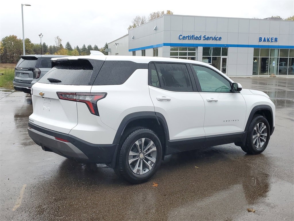 2026 Chevrolet Equinox LT photo 4
