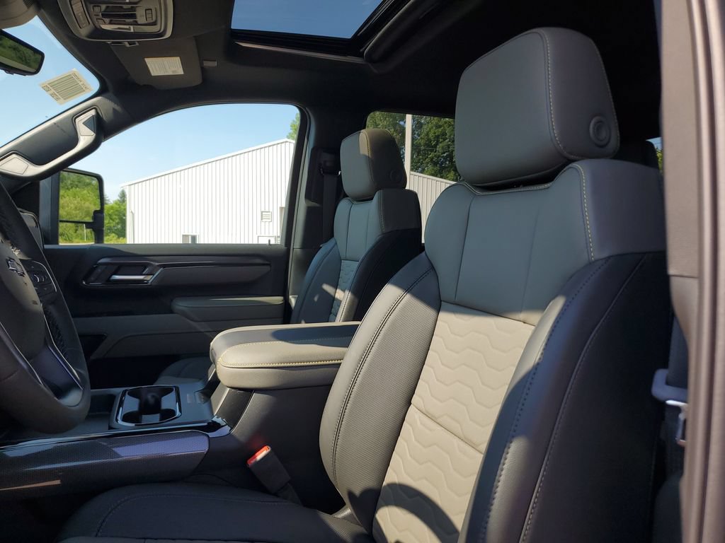 2026 Chevrolet Silverado 2500 HD ZR2 - Photo 19