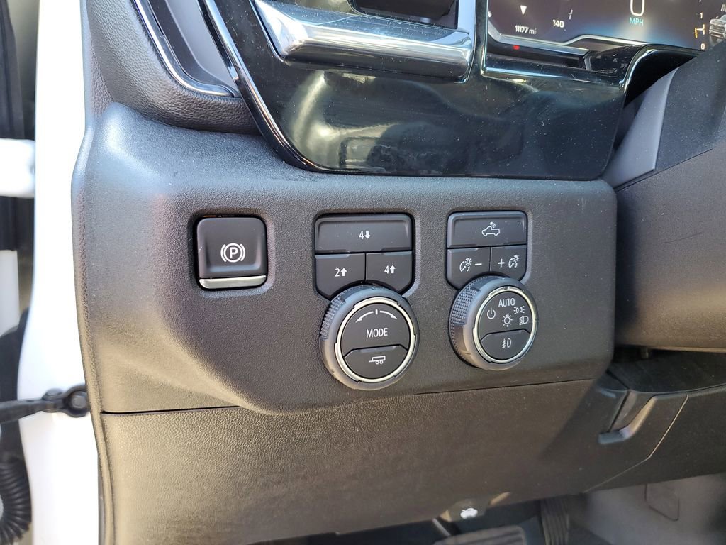 2025 Chevrolet Silverado 2500HD LT - Photo 17